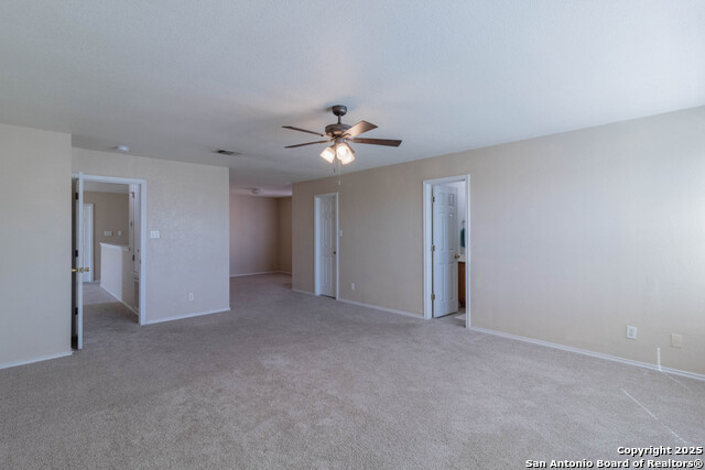 Listing photo id 28 for 6319 Wild Flower Way