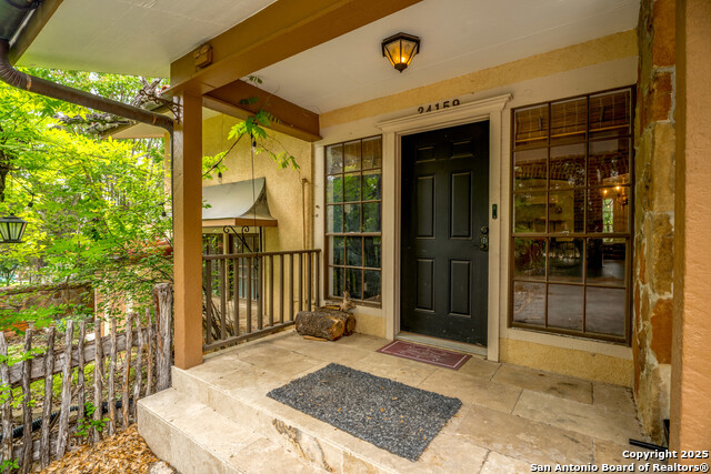 Listing photo id 0 for 24159 Boerne Stage Rd