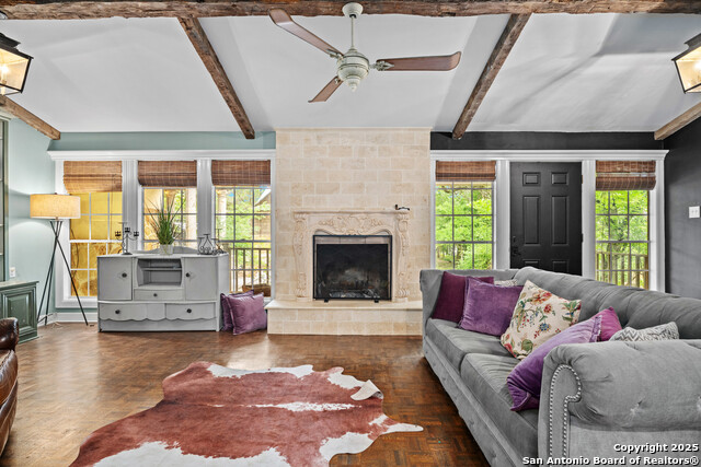 Listing photo id 5 for 24159 Boerne Stage Rd