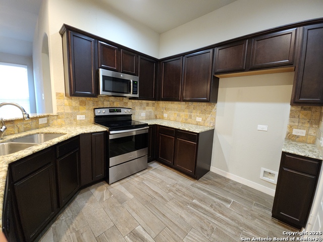 Image 10 of 27 For 1115 Creekside Orchard
