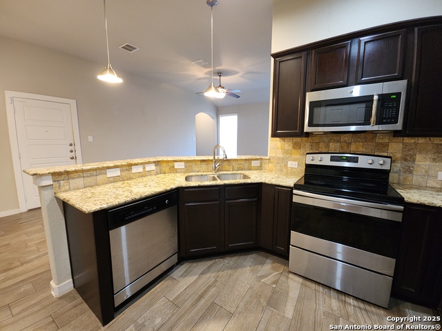 Image 11 of 27 For 1115 Creekside Orchard