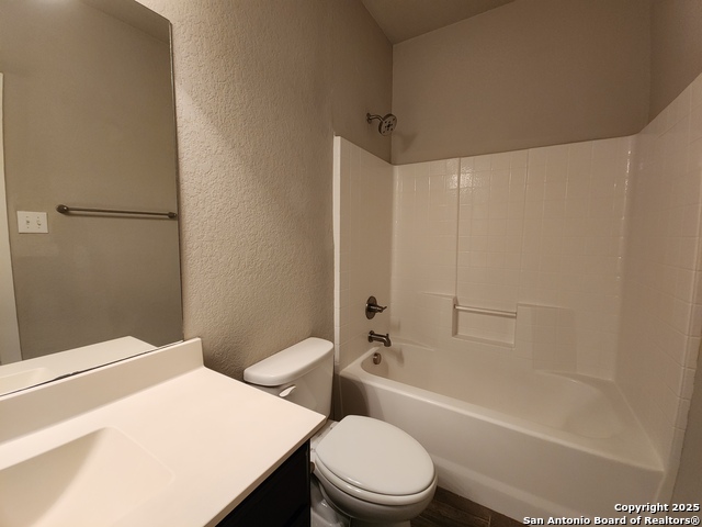 Image 18 of 27 For 1115 Creekside Orchard
