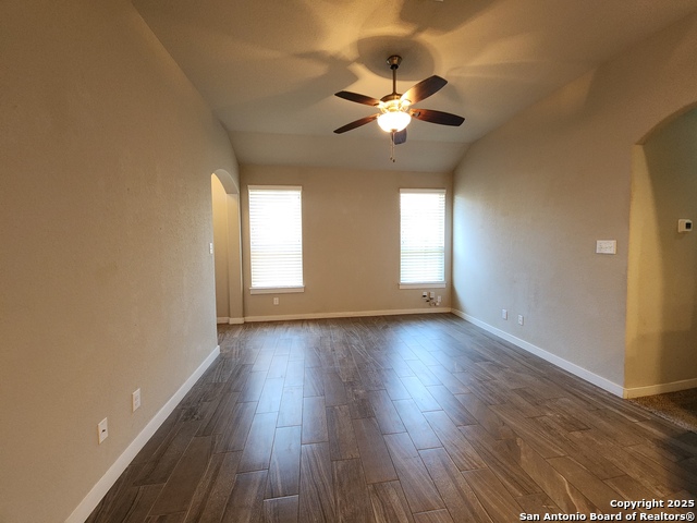 Image 6 of 27 For 1115 Creekside Orchard