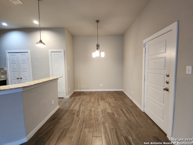 Image 7 of 27 For 1115 Creekside Orchard