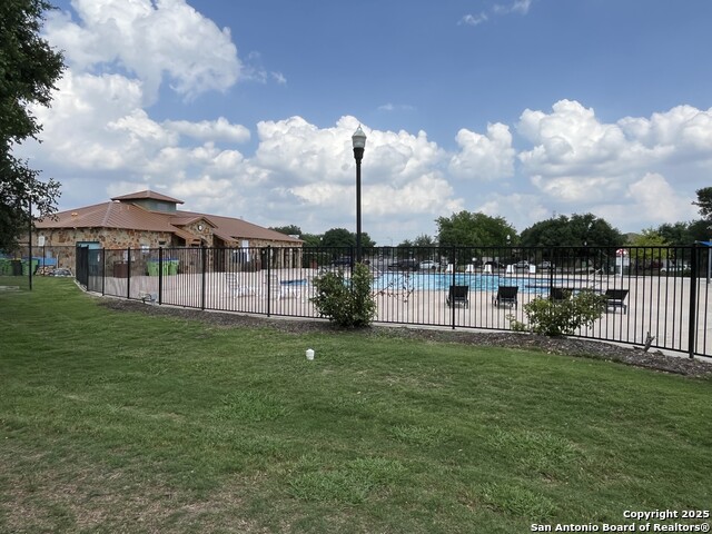 Image 14 of 24 For 8318 Tavern Pt