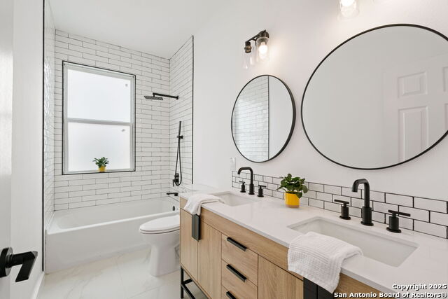 Listing photo id 29 for 430 Dreiss St Unit #1