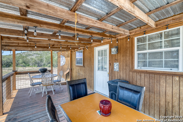 Listing photo id 1 for 1024 Sd 63005