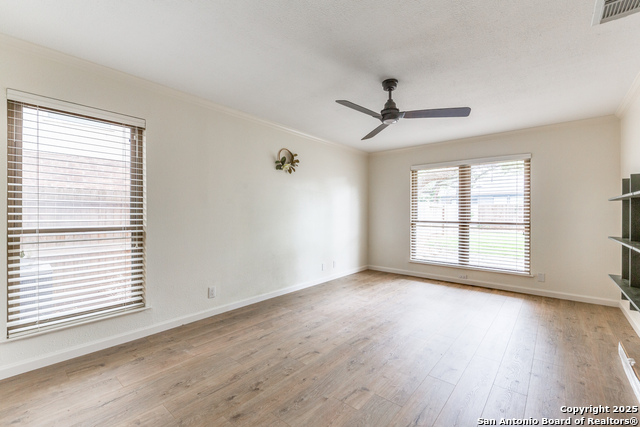 Image 10 of 25 For 2211 Oak Ranch