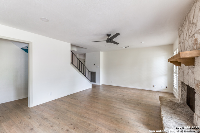 Image 3 of 25 For 2211 Oak Ranch