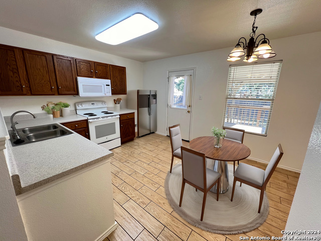 Image 7 of 19 For 109 Bethany Way