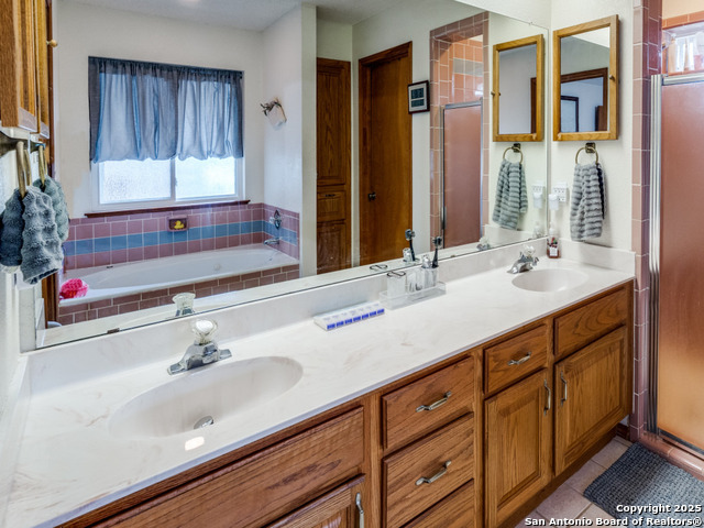 Image 15 of 29 For 2126 River Oaks