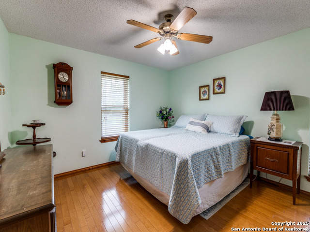 Image 18 of 29 For 2126 River Oaks