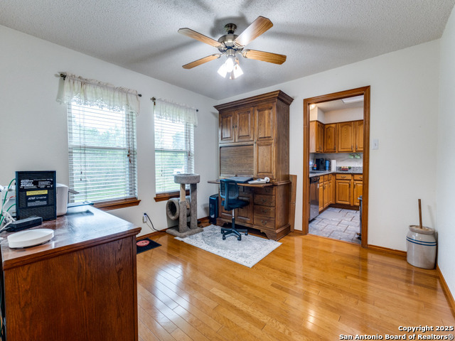 Image 7 of 29 For 2126 River Oaks