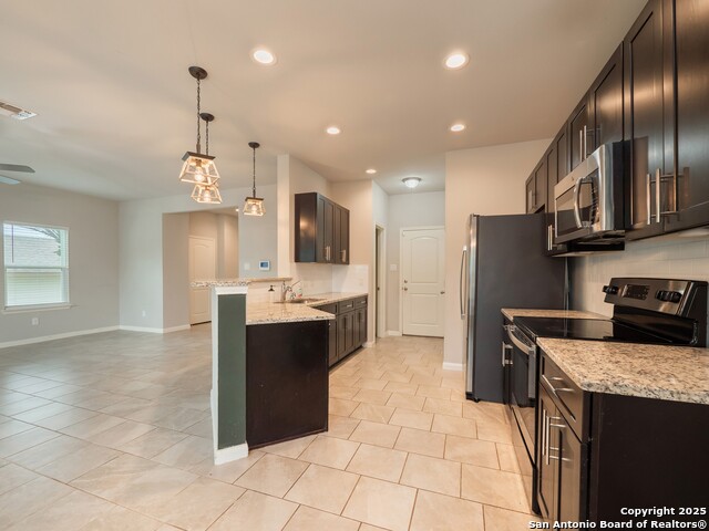 Image 11 of 39 For 120 Lakeview Ct