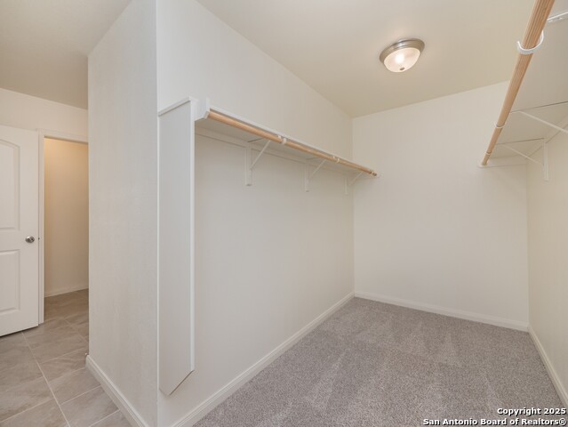 Image 25 of 39 For 120 Lakeview Ct