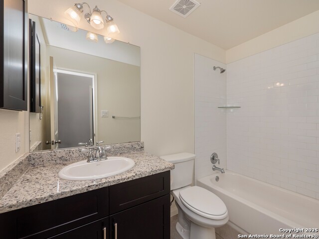 Image 29 of 39 For 120 Lakeview Ct