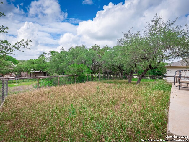 Image 34 of 39 For 120 Lakeview Ct