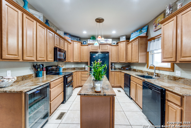 Listing photo id 8 for 1657 County Road 434