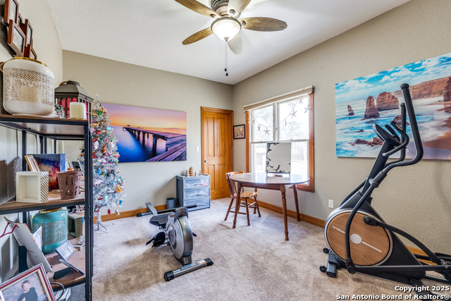 Listing photo id 16 for 1657 County Road 434