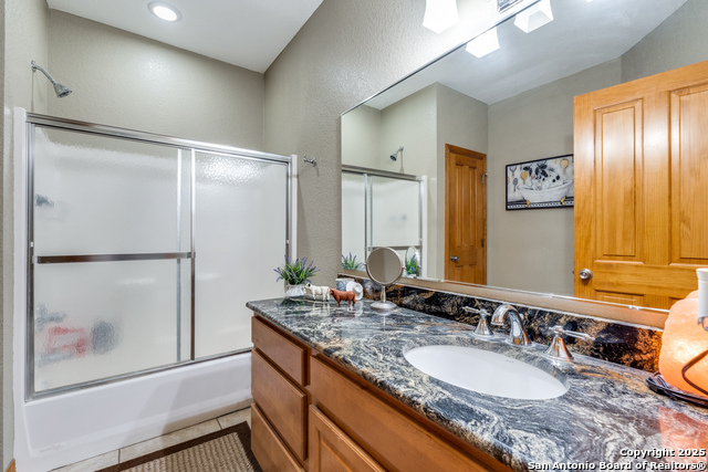 Listing photo id 18 for 1657 County Road 434