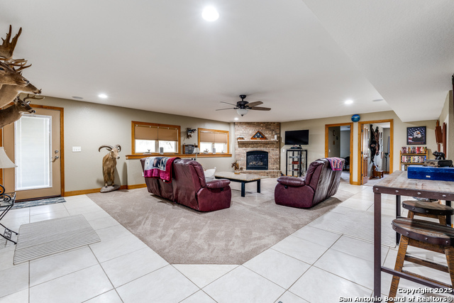 Listing photo id 20 for 1657 County Road 434