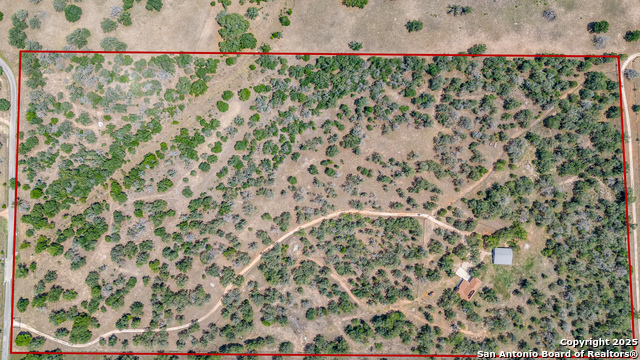 Listing photo id 1 for 1657 County Road 434