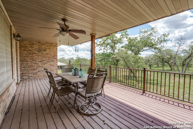 Listing photo id 29 for 1657 County Road 434