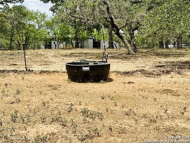 Listing photo id 51 for 1657 County Road 434