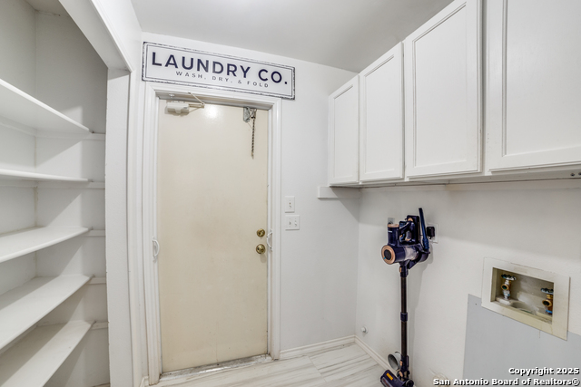 Image 16 of 29 For 9310 Marblehill
