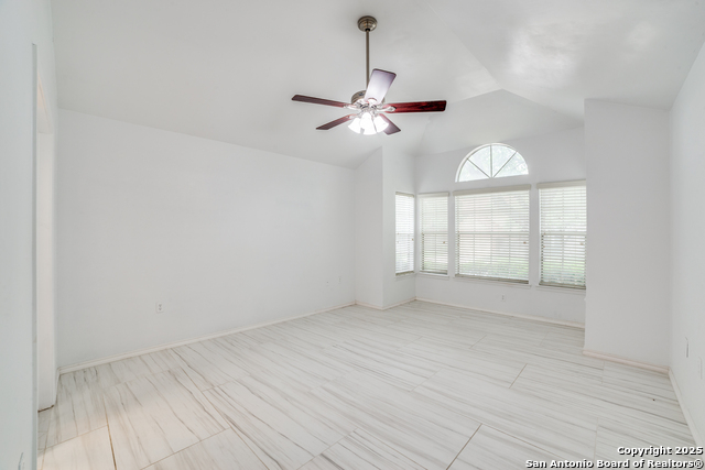 Image 17 of 29 For 9310 Marblehill