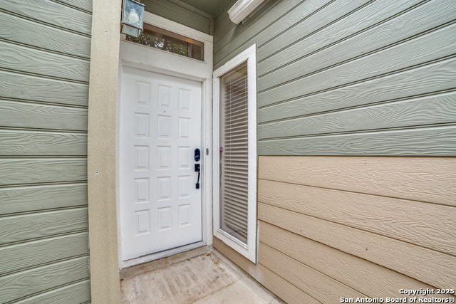 Image 4 of 29 For 9310 Marblehill