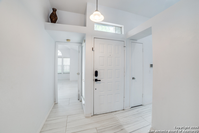 Image 5 of 29 For 9310 Marblehill