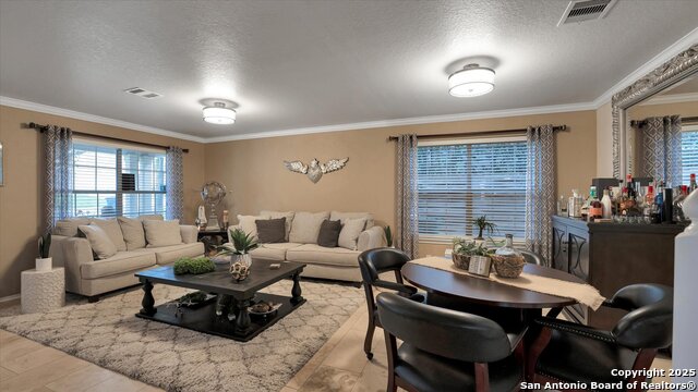 Image 7 of 46 For 6139 Mackenzie
