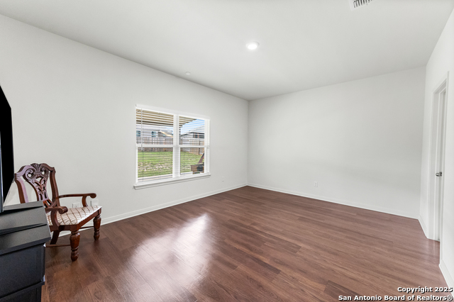 Listing photo id 11 for 15102 Jetfire