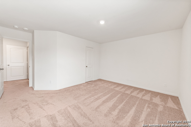 Listing photo id 21 for 15102 Jetfire