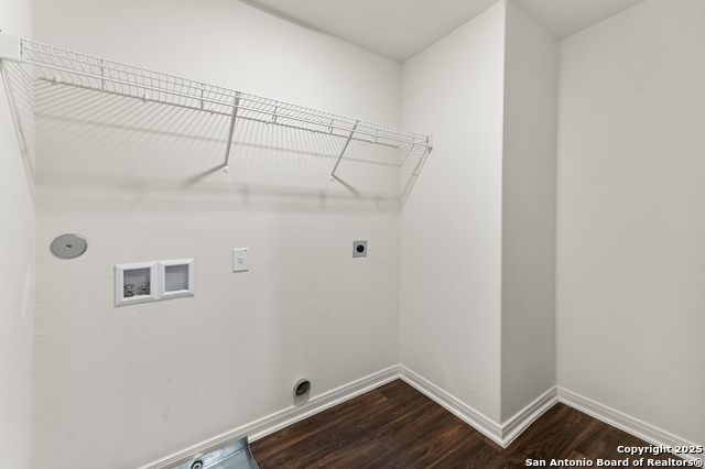 Listing photo id 33 for 15102 Jetfire