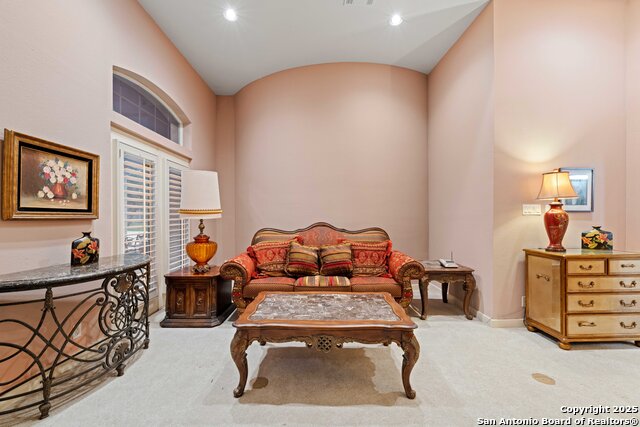 Image 34 of 48 For 26118 Alto Oaks