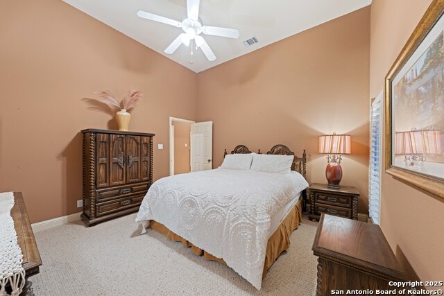 Image 38 of 48 For 26118 Alto Oaks