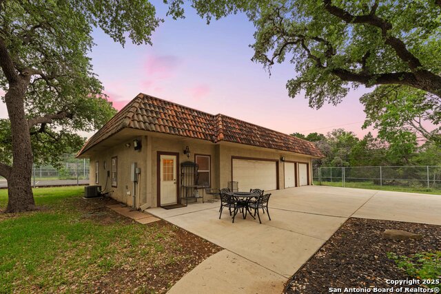 Image 41 of 48 For 26118 Alto Oaks