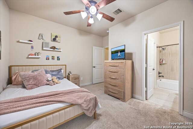 Listing photo id 39 for 627 Waratah Avenue