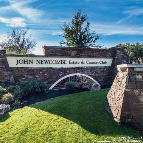 Listing photo id 58 for 627 Waratah Avenue
