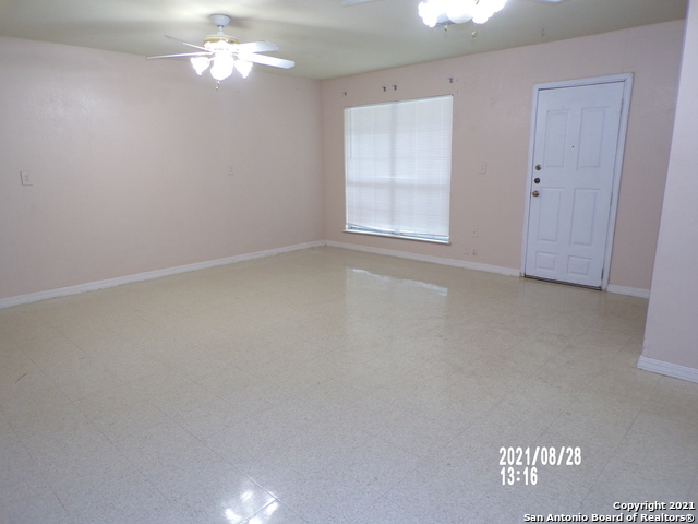 Image 12 of 17 For 6815 Farrow Pl