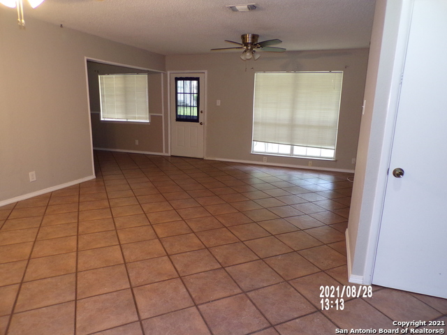 Image 3 of 17 For 6815 Farrow Pl