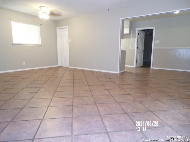 Image 5 of 17 For 6815 Farrow Pl