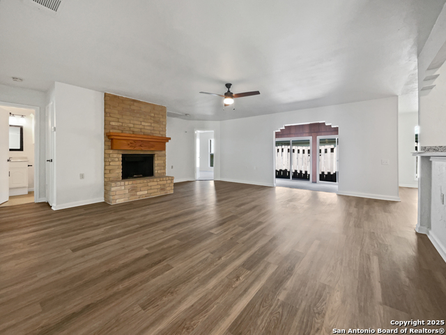 Image 3 of 42 For 3904 Pecan