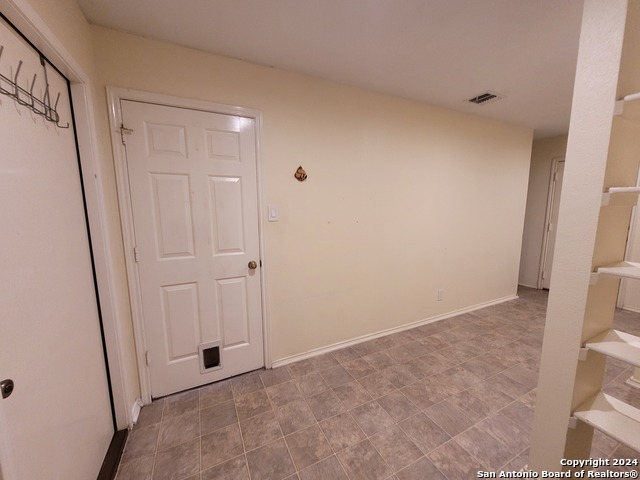 Image 30 of 107 For 22026 Kenton Knl