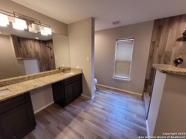 Image 57 of 107 For 22026 Kenton Knl