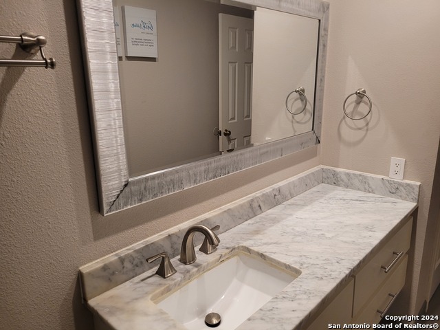 Image 72 of 107 For 22026 Kenton Knl