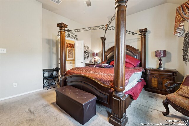 Listing photo id 18 for 6018 Upland