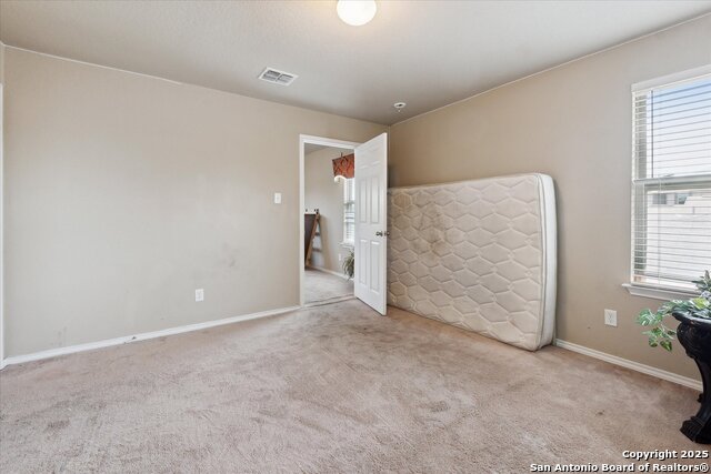 Listing photo id 26 for 6018 Upland